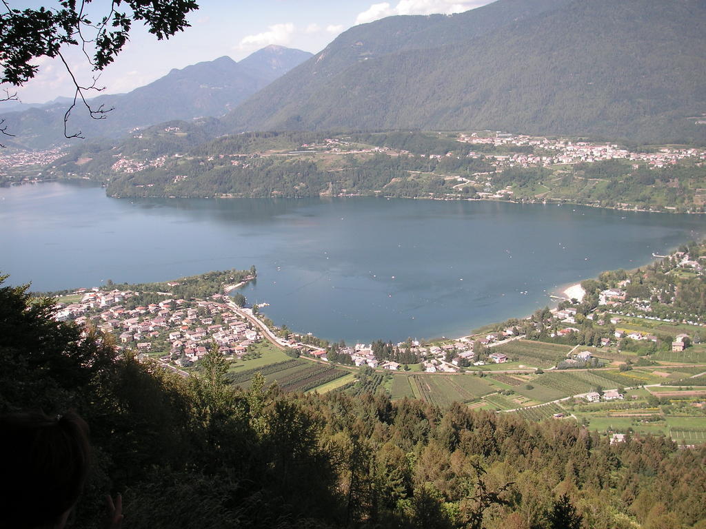 Apartamento Casa Ferrari Monica Calceranica al Lago Exterior foto