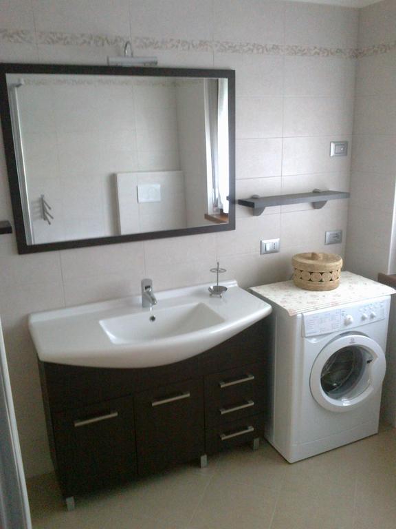 Apartamento Casa Ferrari Monica Calceranica al Lago Habitación foto